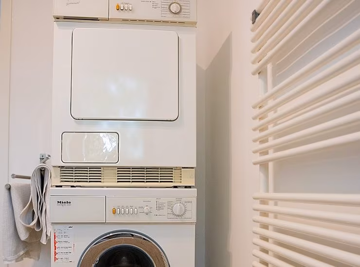 Elettrodomestici in bagno (Pixabay foto) - www.systemcue.it