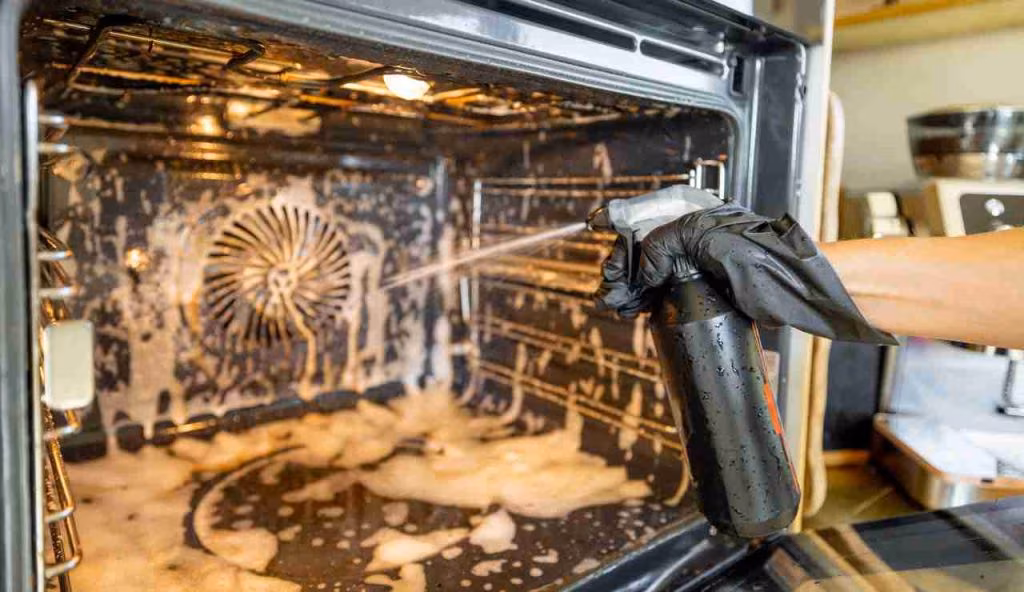 Pulizia forno elettrico