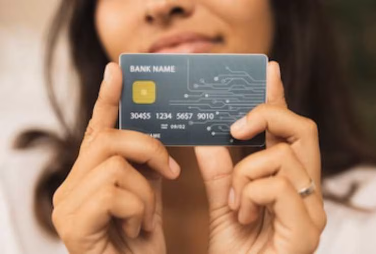 Carta di credito e donna