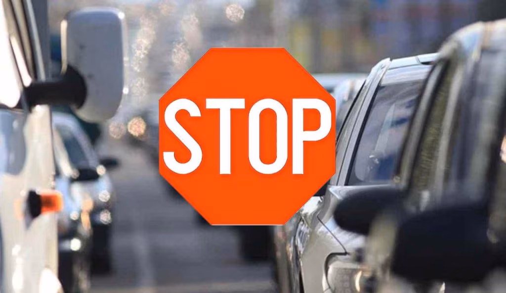 Traffico e stop (Depositphotos foto) - www.systemcue.it