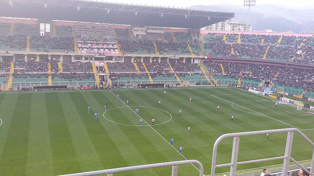 1024px-Palermo_-_Empoli_Stadio_Renzo_Barbera_01-03-2015