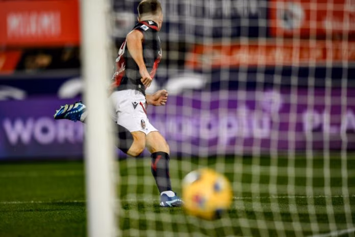 Bologna sempre più in alto, Lazio battuta per 1-0