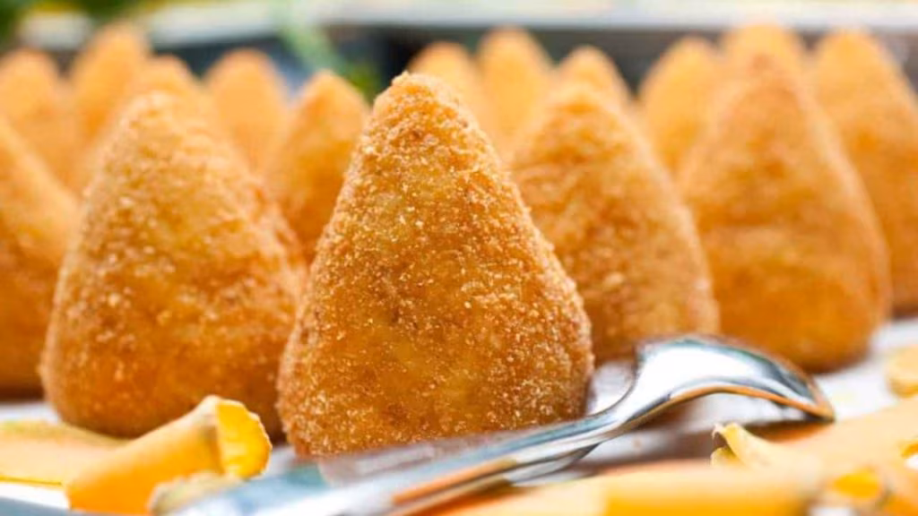 Arancini di Catania (foto gamberorosso.it) - teleone.it
