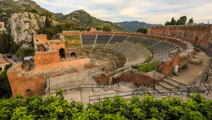 Teatro Greco Taormina (foto getyourguide) - teleone.it