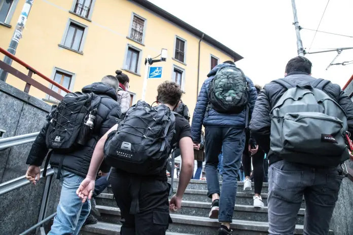 scuola superiore ragazzi